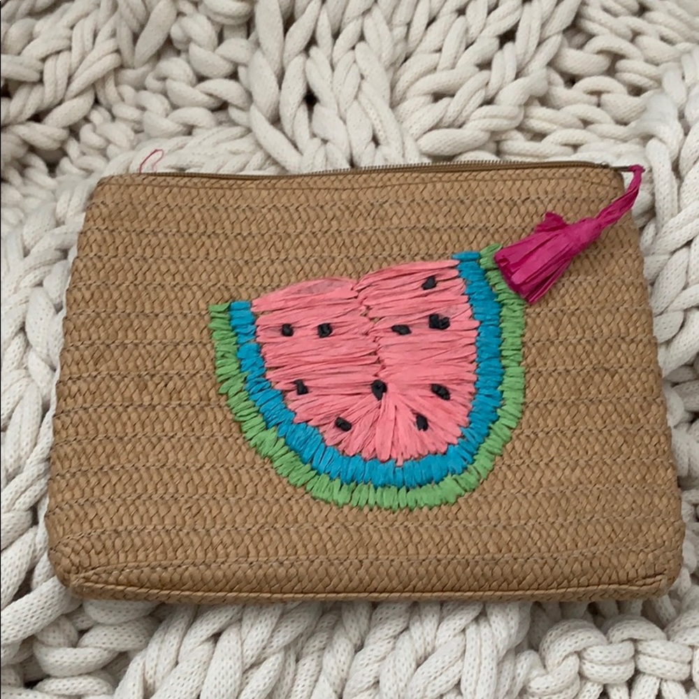 2/$12 Mud pie straw clutch